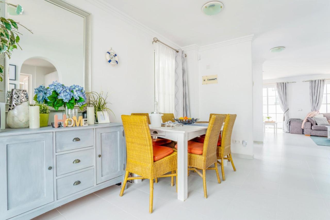 Casa Laura Villa ปูแอร์โตเดลคาร์เมน ภายนอก รูปภาพ